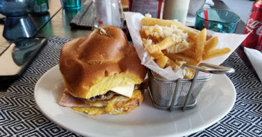 Burger Bound Newark Bar Restaurant food