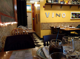 Café Vino food