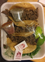 Cesar's Tacos food