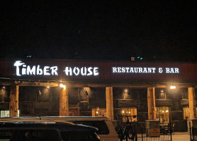 Timber House Lodge & Restaurant outside