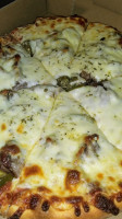 Fatman's Pizza food