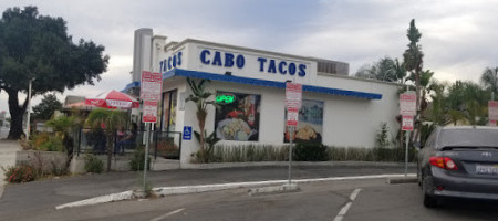 Cabo Tacos outside