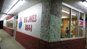 Big Jake's Bbq inside