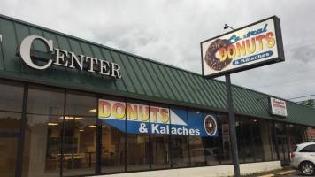 Donuts And Kolaches outside