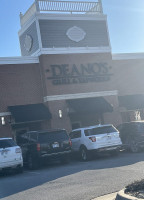 Deano's Grill Tapworks food