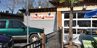 The Crawfish House inside