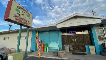 Oyster's Mexican Seafood outside