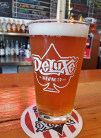 Deluxe Brewing Company food