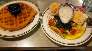 Colonial Pancake Waffle House food