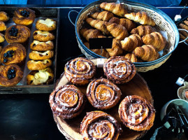 Flour Weirdoughs food