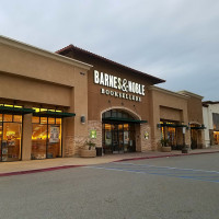 Barnes Noble Booksellers outside