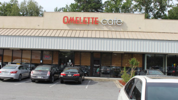 Omelette Cafe outside