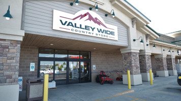 Valley Wide Country Fresh Deli food