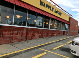 Waffle House outside