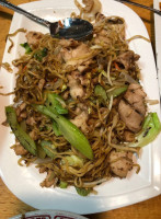 Lee's Wok food