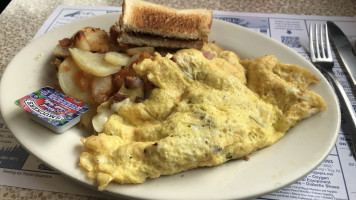 Midway Truck Stop food