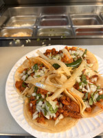 La Perla Taco Truck food