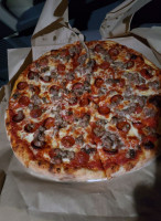 Domenic's Vinnie's Pizza food