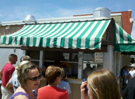 Pete's Hamburger Stand food