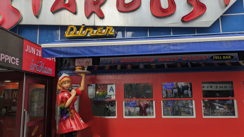 Ellen's Stardust Diner food