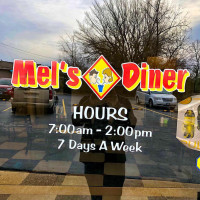 Mel's Diner food