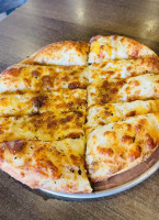 Valley Pizzeria food