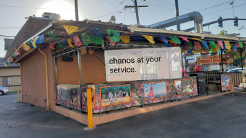 Chanos Drive-in outside