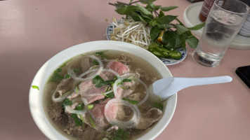 Phở Hòa Noodle Soup food