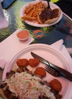 Wubba's Bbq Express food