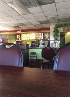 Aliberto's Mexican Food inside