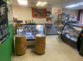 Sonny's Italian Deli food