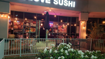 Love Sushi Moorpark Best Sushi In The Conejo Valley outside