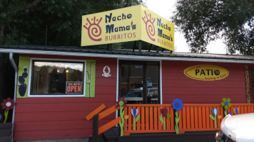 Nacho Mama's outside