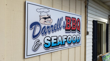 Darrell's -b-q inside