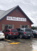 Bill Miller Bbq outside