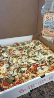 Sal's Pizzaria food