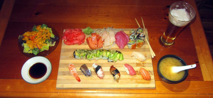 Sushi Boat food