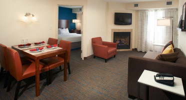 Residence Inn By Marriott Saginaw food