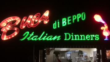 Buca Di Beppo Italian food