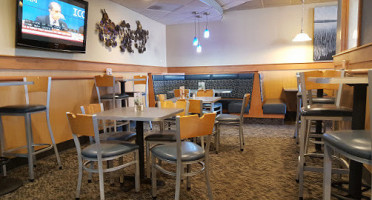 Culver's inside