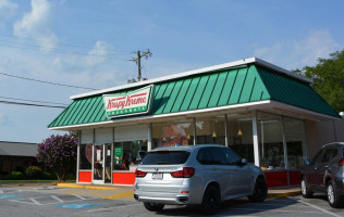 Krispy Kreme Doughnuts outside