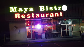 El Maya Bistro outside