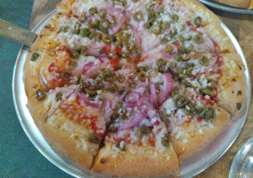 Second Avenue Pizza food