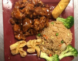 Golden Dragon Buffet Grill food