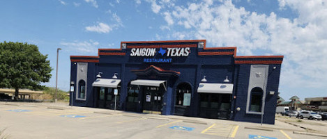 Saigon Texas Vietnamese Seafood outside