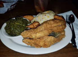 Brantley's Village food