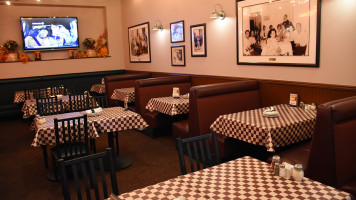 Eddie's Italian Eatery food