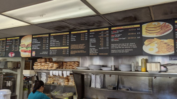 Nation's Giant Hamburgers Great Pies food