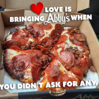 Abby's Legendary Pizza food