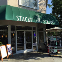 Stacks food